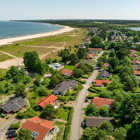 Strandblick - Dorf 1 12 *